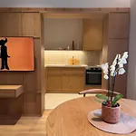 Appartement Chic With New Bazaar View *