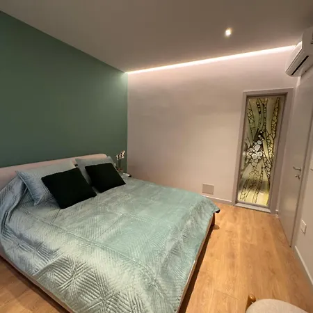 公寓 Chic With New Bazaar View 地拉那