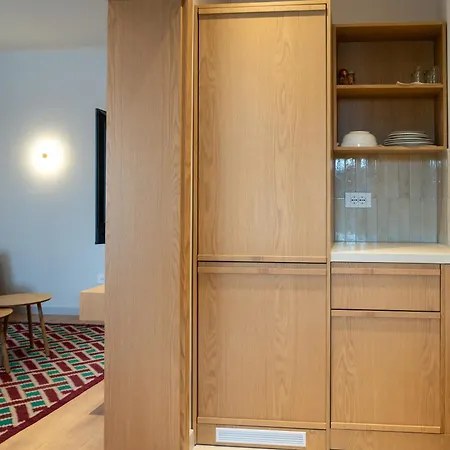 公寓 Chic With New Bazaar View *